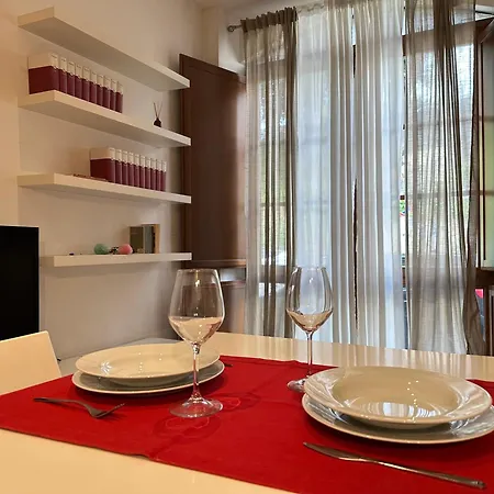 Апартаменти Studio-apartment Casina Redflower *