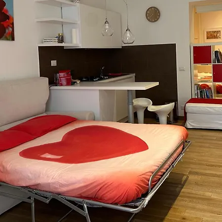 Studio-apartment Casina Redflower *